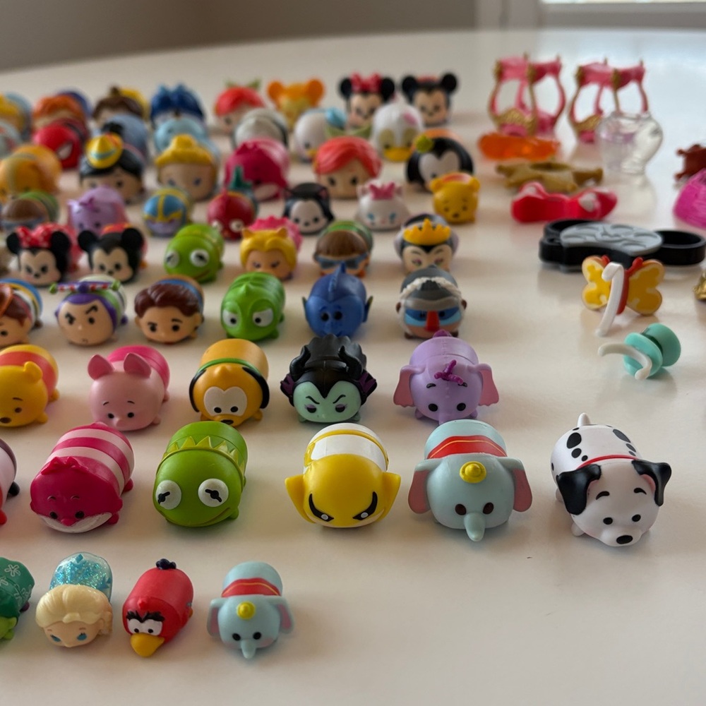 Disney Tsum Tsum Stackable Toy Figurines Lot - Picture 4 of 12
